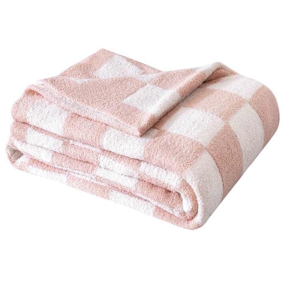 Light pink checkered throw blanket New 51x63
